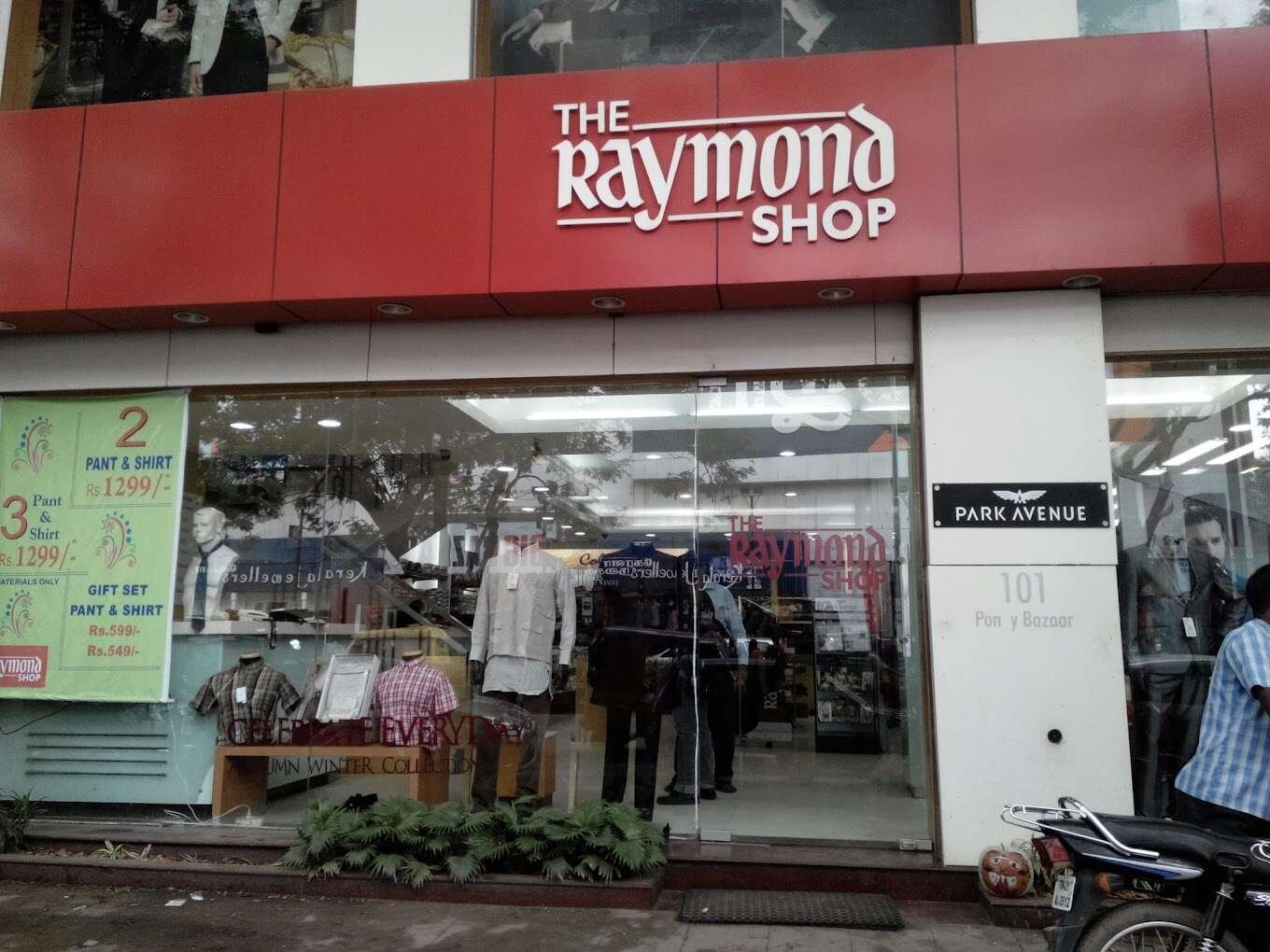 The Raymond Shop